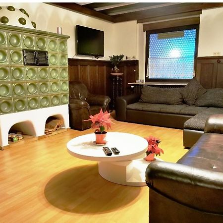 Grosse Wohnung Im Odenwald 1 شوناو المظهر الخارجي الصورة
